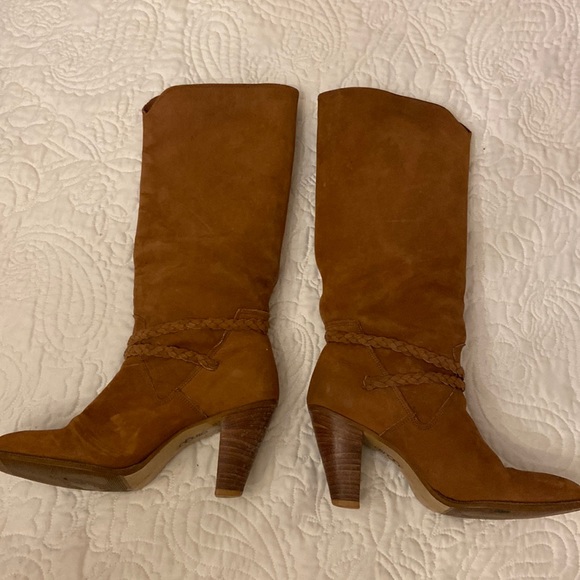 Dingo vintage stacked heel suede boot - Picture 3 of 12